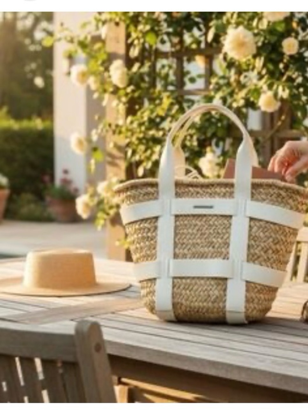 NWT House of Harlow straw handbag bag in natural straw w/ cream leather straps